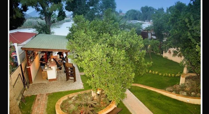 Longhouse Inn Hotel Dalyan Exterior photo